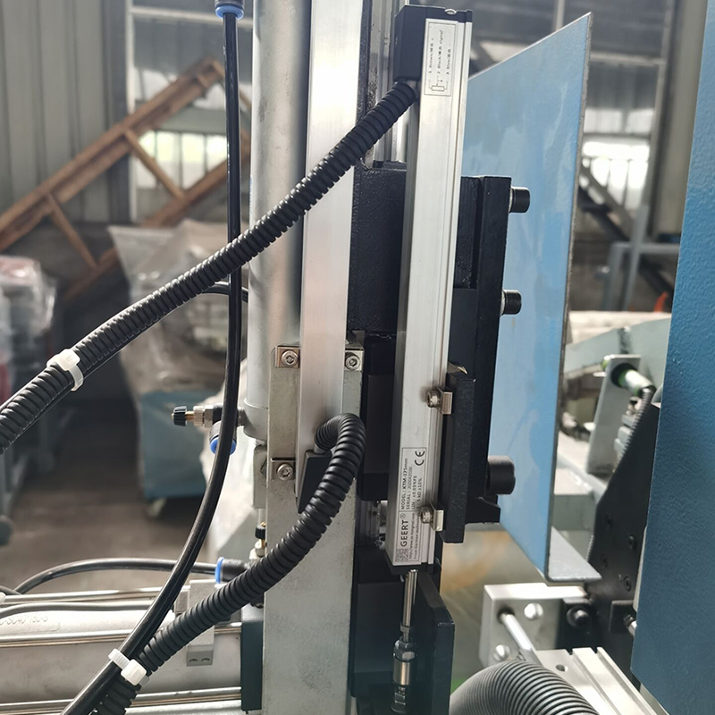 KTM微型拉桿式直線位移傳感器用于智能設備位置定位